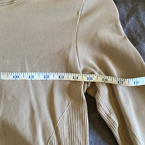 Sphinx Cat Hooded Long Sleeve Shirt w. Thumb Holes Large - Picture 7 of 7